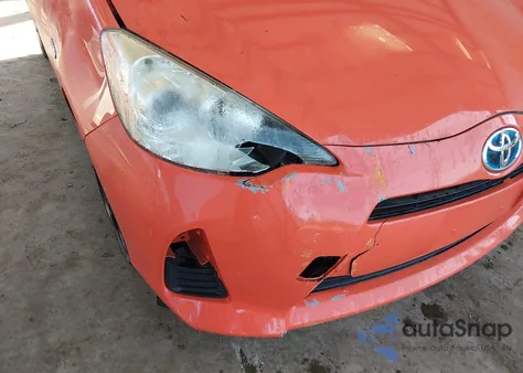 2012 Toyota Prius C Three z USA, uszkodzony, nr VIN JTDKDTB35C1028820